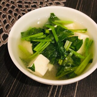 朝食に☆ほうれん草と豆腐の味噌汁